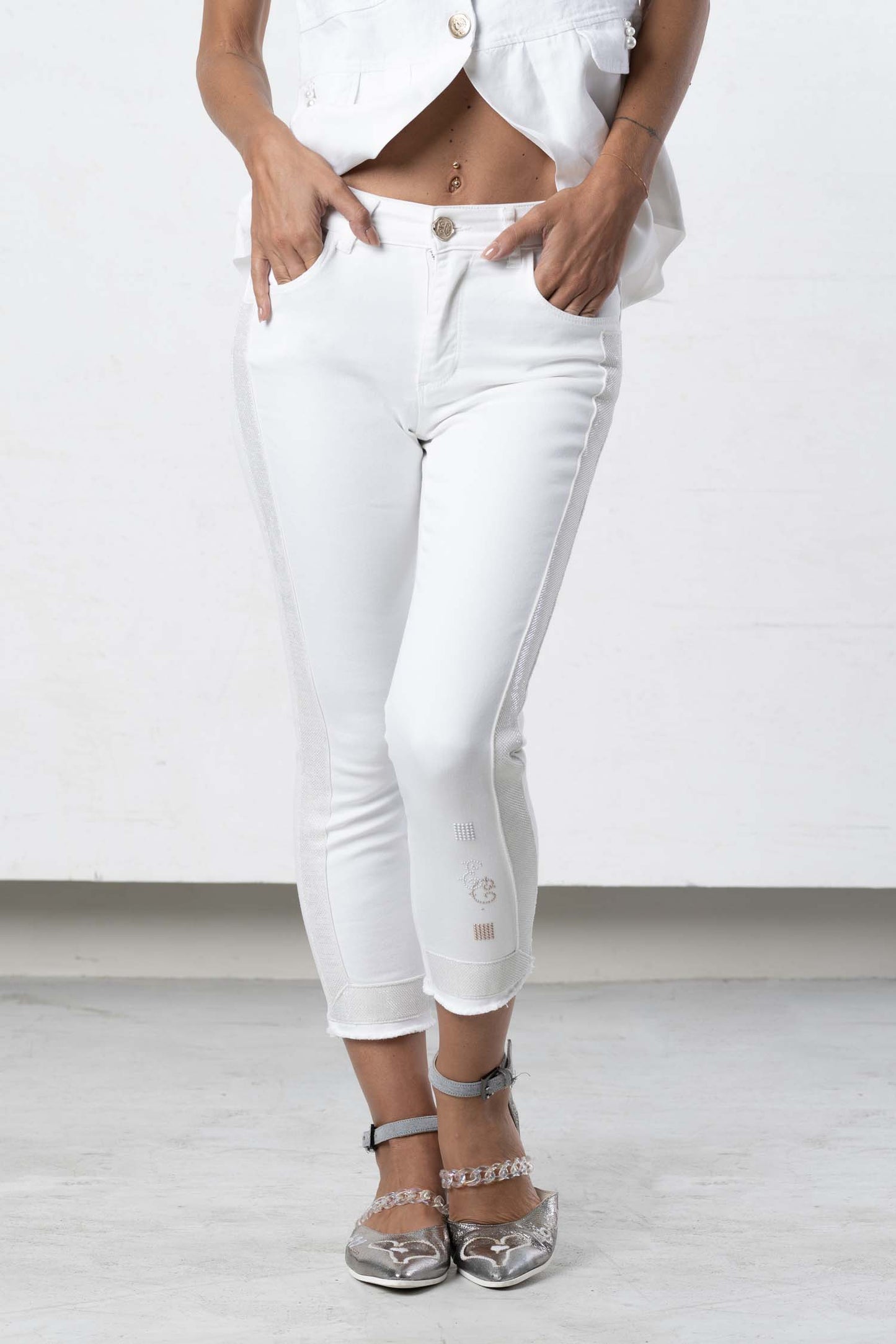 ELISA CAVALETTI Capri pants Bianco